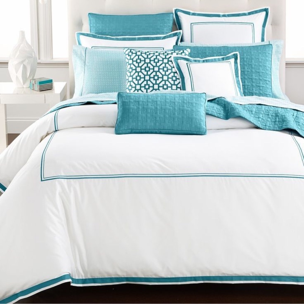 ❤️ Hotel Collection Aqua Embroidered Frame Comforter Full/Queen Egyptian Cotton